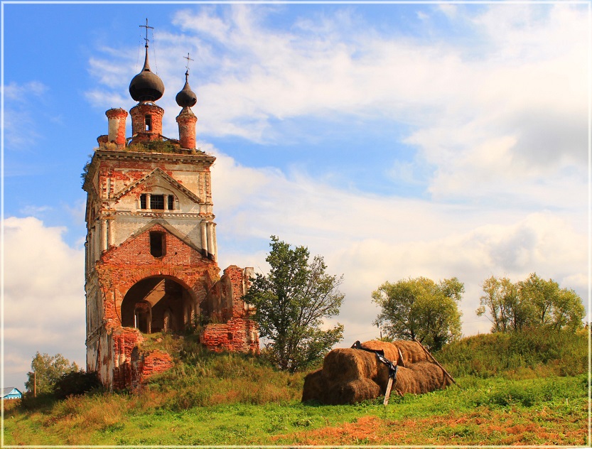 Церковь Троицы в селе Семеновское